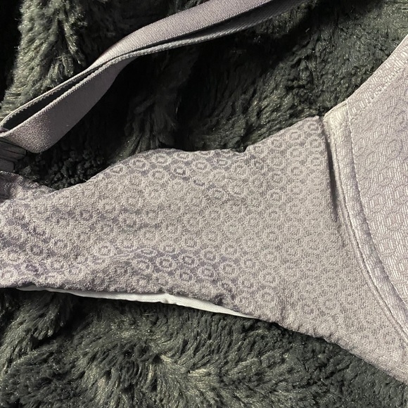 Victoria’s Secret Bra - Picture 2 of 3